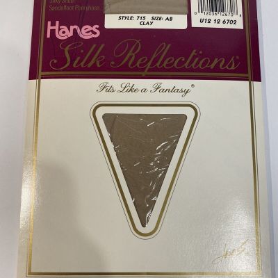 Vintage Hanes Silk Reflections Silky Sheer Clay AB Pantyhose NOS